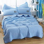Lightweight Cooling Blanket for Hot Sleepers – Soft & Breathable