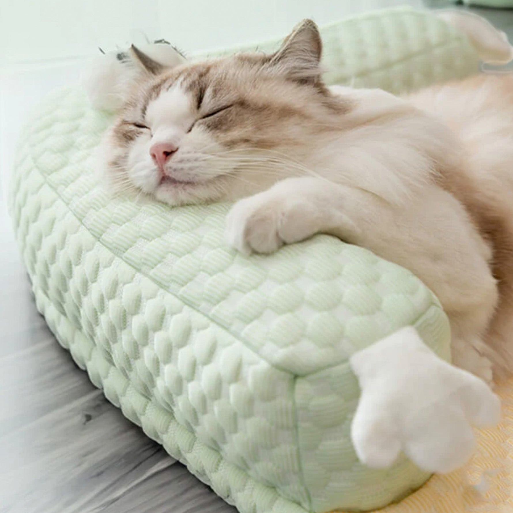 Breathable Cooling Pet Bed with Neck Support, Washable