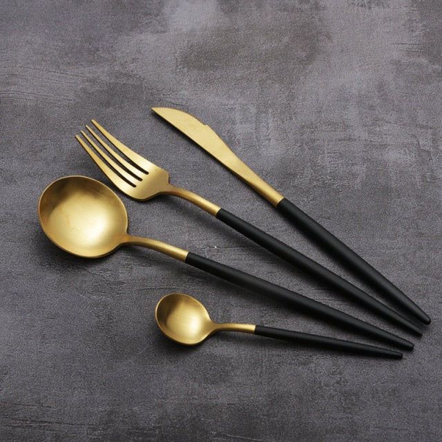 Elegantes 4-teiliges Besteckset für stilvolle Anlässe