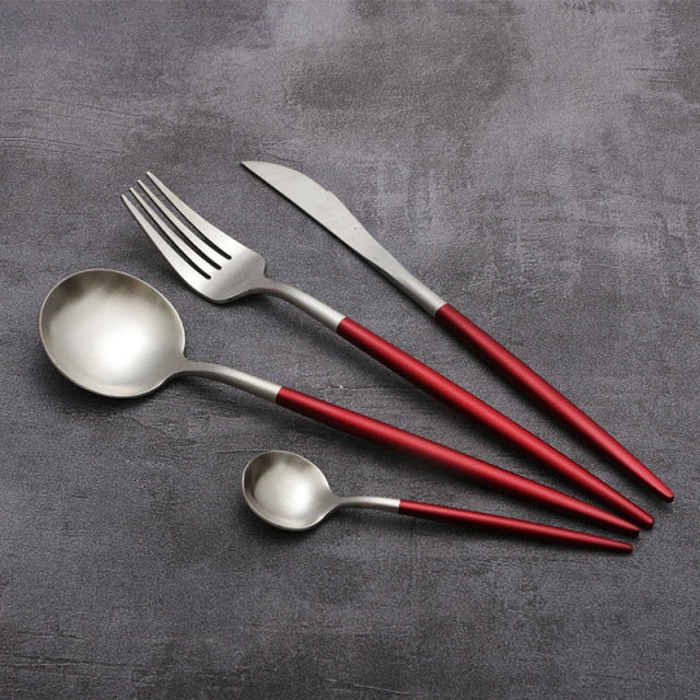 Elegantes 4-teiliges Besteckset für stilvolle Anlässe