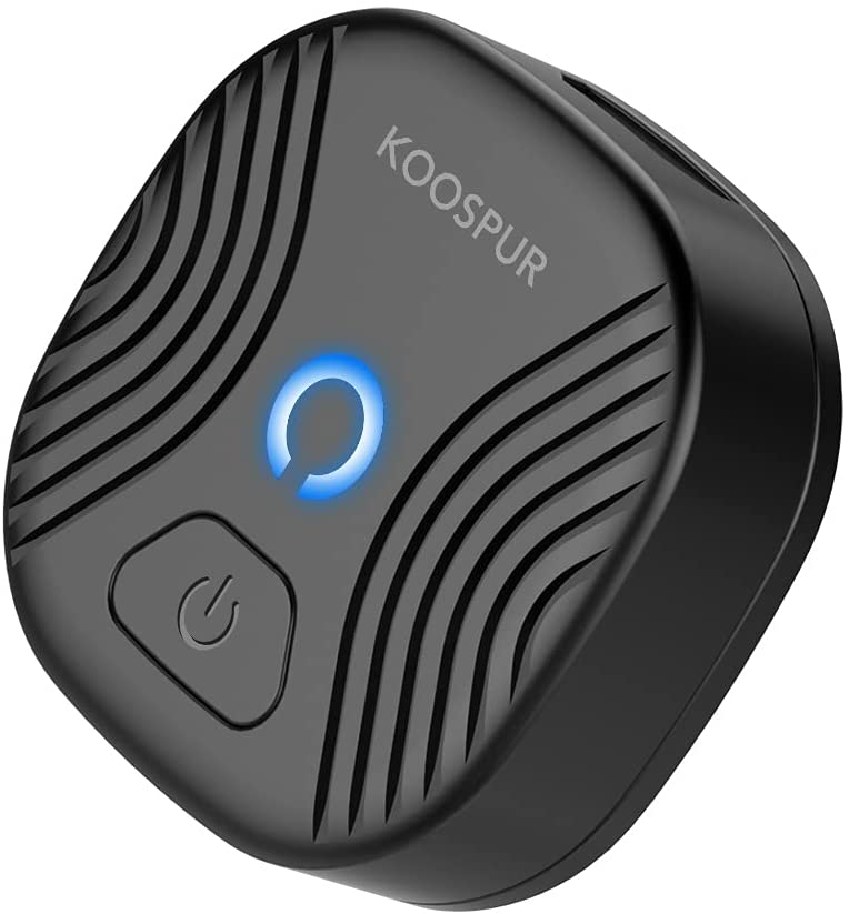 Smart tennis racket with Bluetooth motion sensor