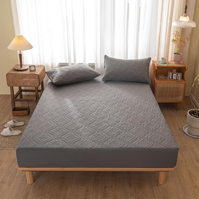 Three-Layer Waterproof Mattress Protector – Ultimate Protection for Your Mattress