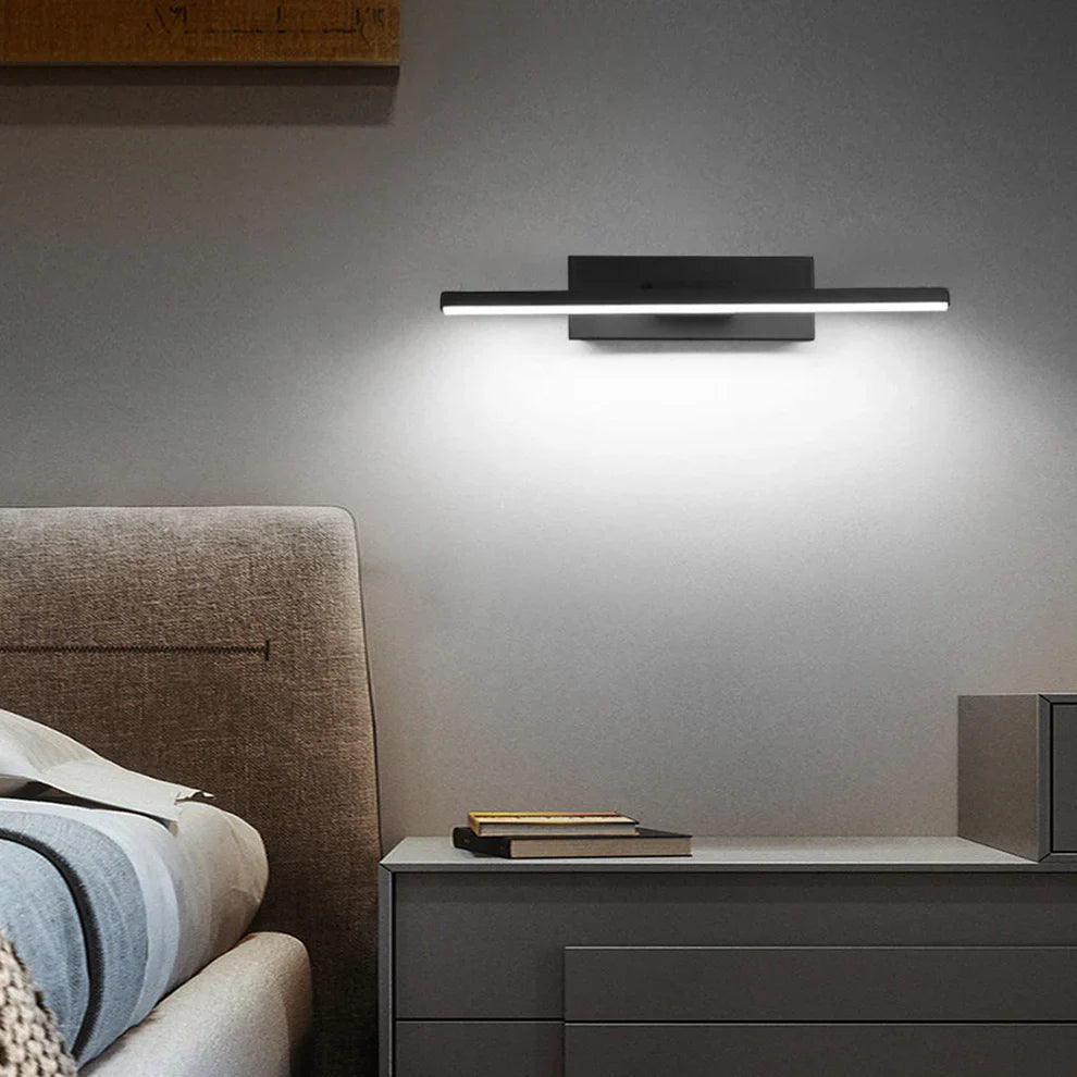 Elegante LED-Wandlampe mit schwenkbarem Design und einstellbarer Farbtemperatur