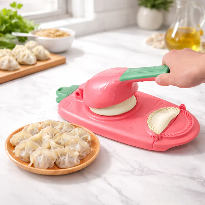Practical dumpling maker – fill and seal in one step