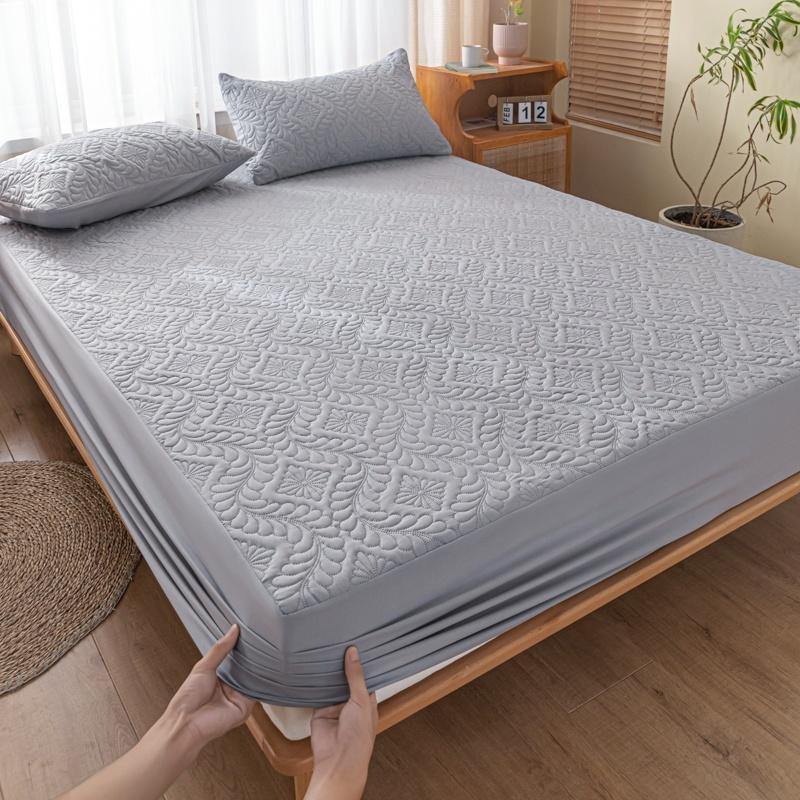 Three-Layer Waterproof Mattress Protector – Ultimate Protection for Your Mattress