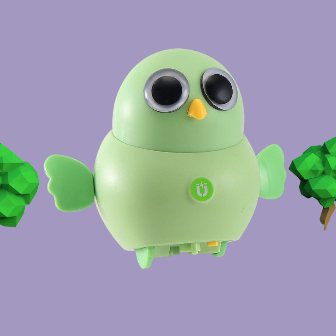 Children's toy with wobbly chicks