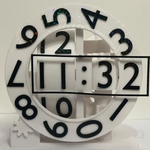 Elegante Rotationsuhr – Stylische Tisch- und Wand-Uhr für Zuhause und Büro