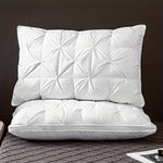 Comfortable Hotel Pillow – Soft and luxurious pillow for restful sleep, Ideal for home or hotel, Easy care and hypoallergenic