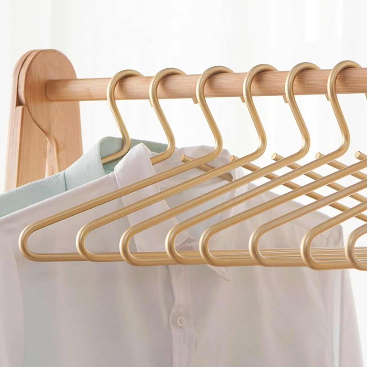 Stilvolle Metallkleiderbügel für Ihre Garderobe (5er Set)