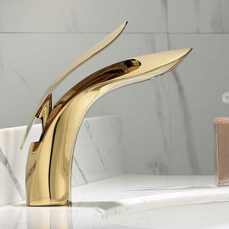 Eleganter Einhebel-Waschtischmischer aus Messing für Ihr Badezimmer