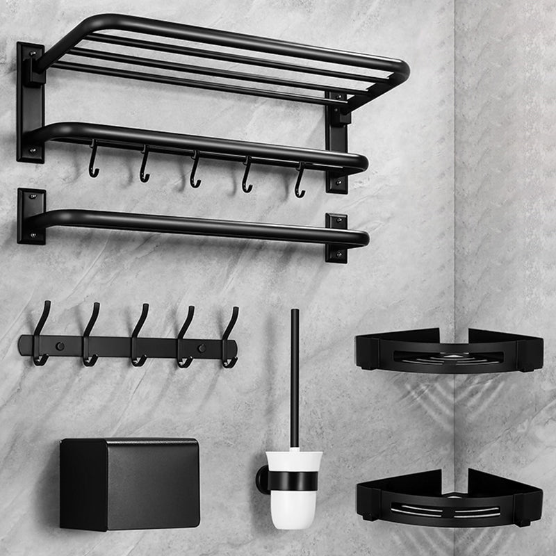 Elegant Bathroom Accessory Set in Matte Black