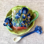 Keramiktasse mit Unterteller – Handbemaltes 3D-Design inspiriert von Van Gogh