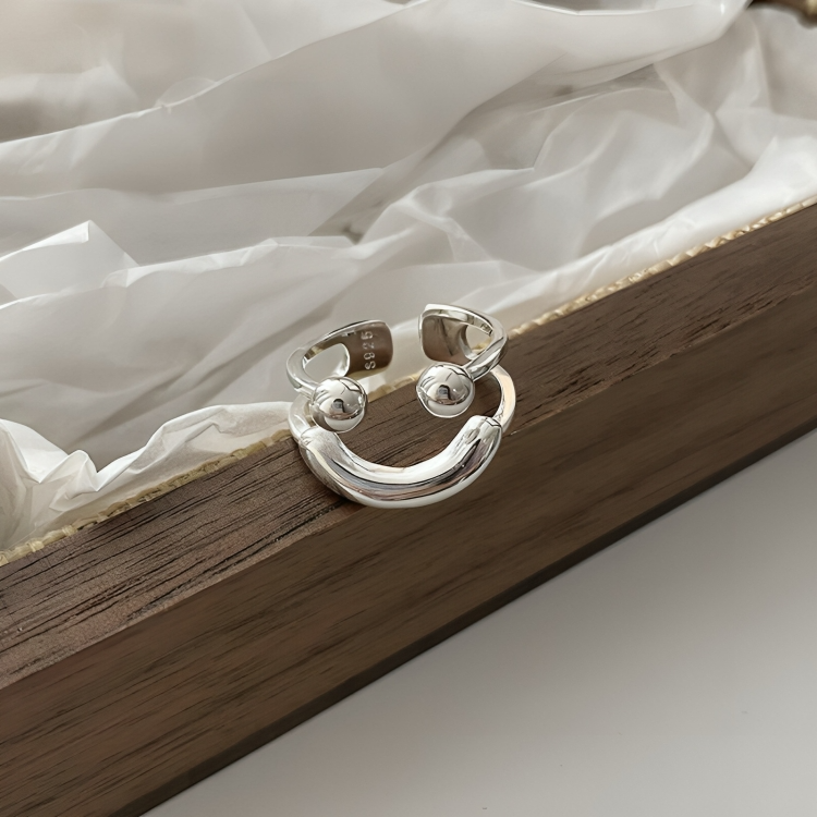 LächelRing | Verstellbar | Hautfreundlich | Silber-Look