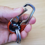 Creative stainless steel keyring