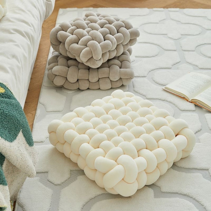 Knotter Cushion – Cozy Seat Cushion for Living Room and Bedroom