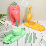 Practical dumpling maker – fill and seal in one step