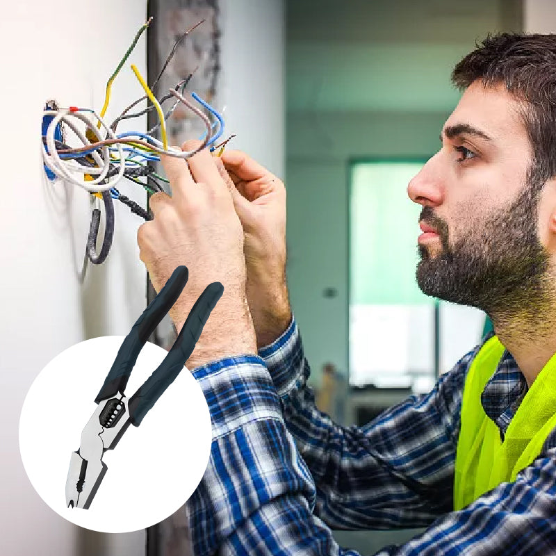 Multifunctional cable cutter with crimping function