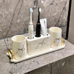Stilvolles Badezimmer-Set aus Keramik für modernes Wohnen