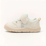 Barefoot-style shoes for babies