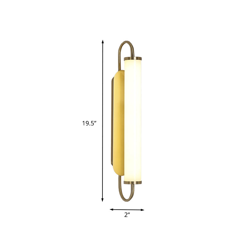 Elegante Goldene Wandleuchte mit LED und Acrylschirm