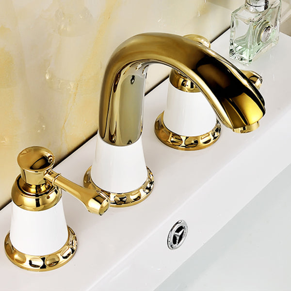 Elegant Deck-Mounted Bathtub Faucet for Modern Bathroom
