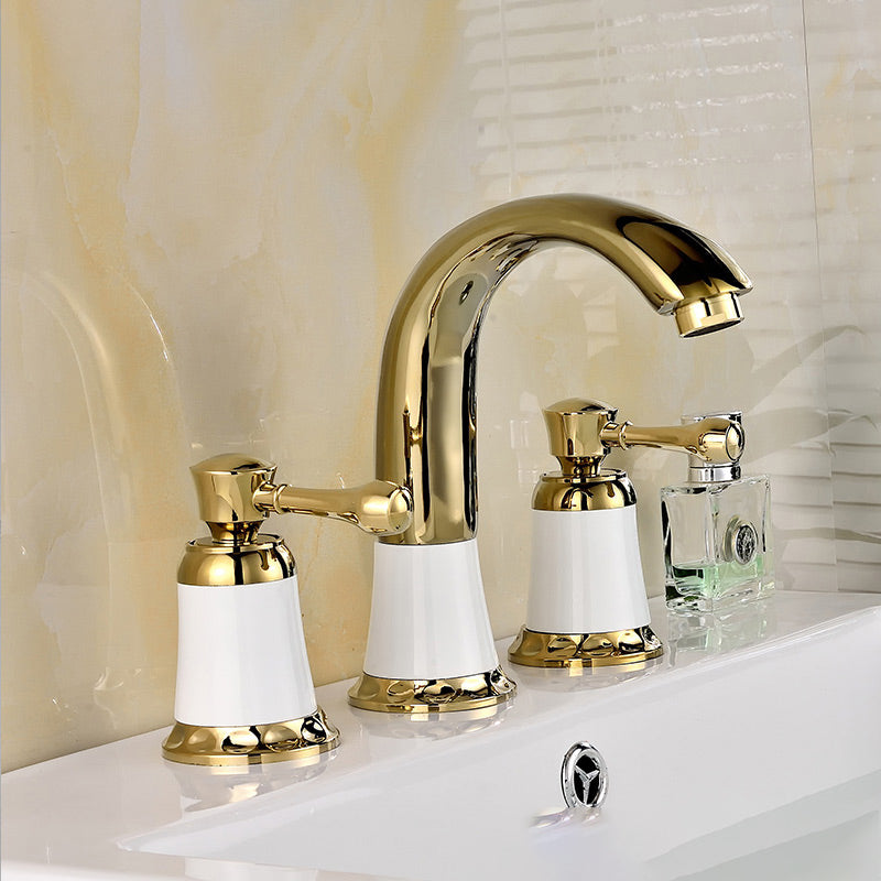 Elegant Deck-Mounted Bathtub Faucet for Modern Bathroom