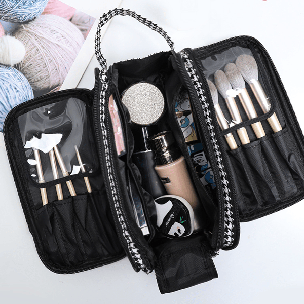 Elegante Reise-Kosmetiktasche mit großzügigem Stauraum