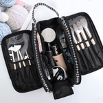 Cosmetic bag with practical compartment division – High capacity