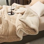Cozy Blanket - Elegant and cuddly fleece blanket