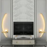 Modern LED wall light with curved design and light modes