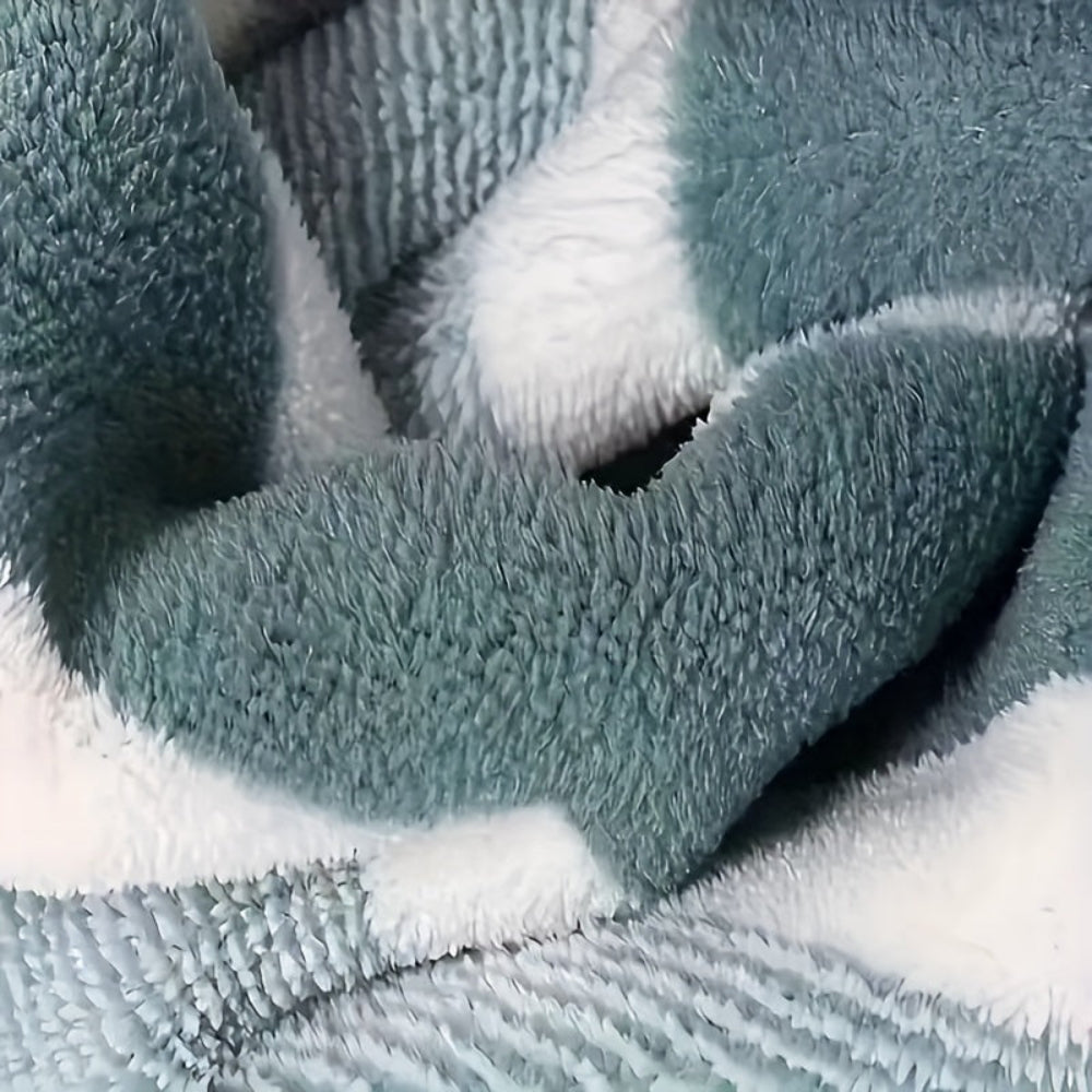 Luxuriöses 8-teiliges Handtuchset aus weichem Fleece