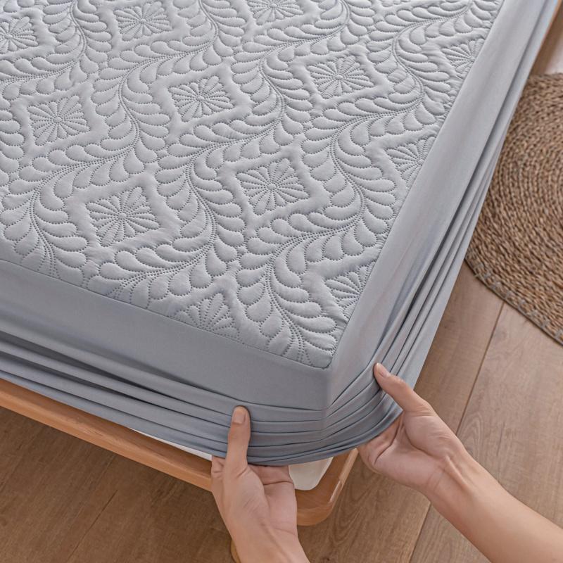 Three-Layer Waterproof Mattress Protector – Ultimate Protection for Your Mattress
