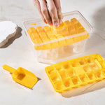 Eiszauber Eiswürfelform mit Deckel und Behälter | 68 Würfel | BPA-frei