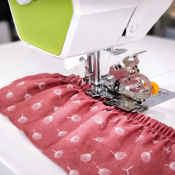 Adjustable Gathering Foot – Perfect Gathers Without Effort