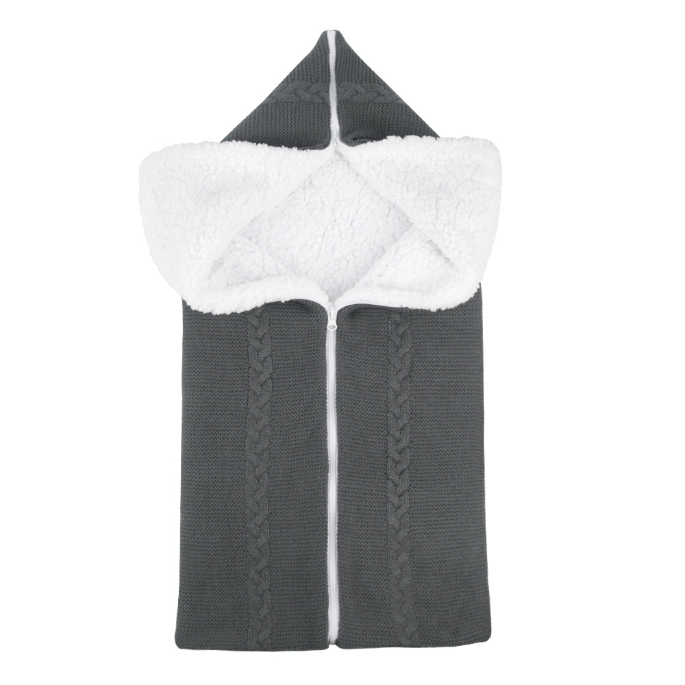 Sleeping Bag for Babies with Hood – Cuddly Knitted Sleeping Bag