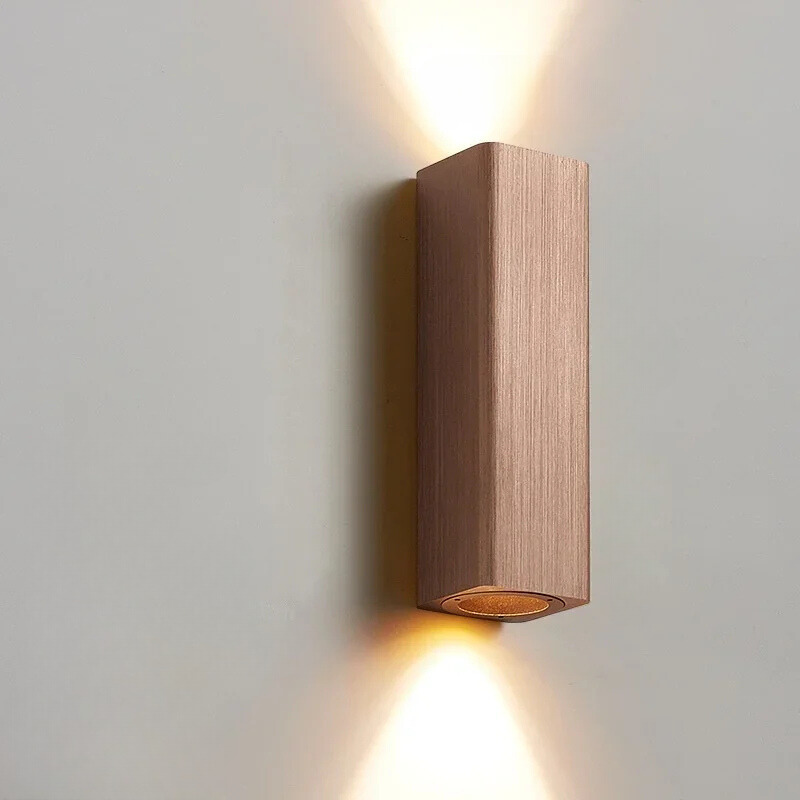 Elegante LED Wandleuchte – Aluminium Lampe für Schlafzimmer & Flur