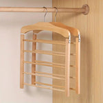 Elegante Holzkleiderbügel – Stilvolle Ordnung für Ihren Kleiderschrank