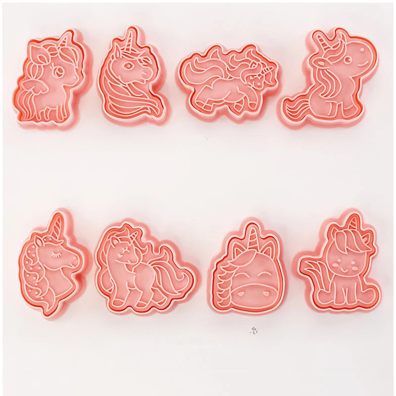 8-teiliges Set Ausstechformen für Kekse mit 3D-Cartoon-Motiven