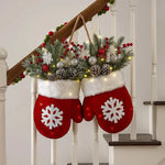 Festive Christmas Wreath in the Shape of a Glove – 120 LEDs with Timer