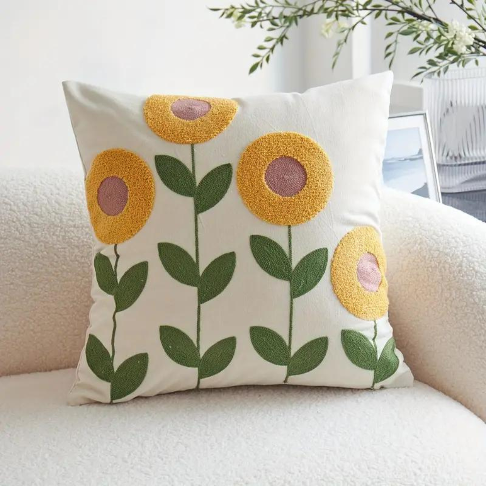 Kissenbezug mit fröhlichem Blumen- und Pflanzenmuster