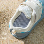 Barefoot-style shoes for babies