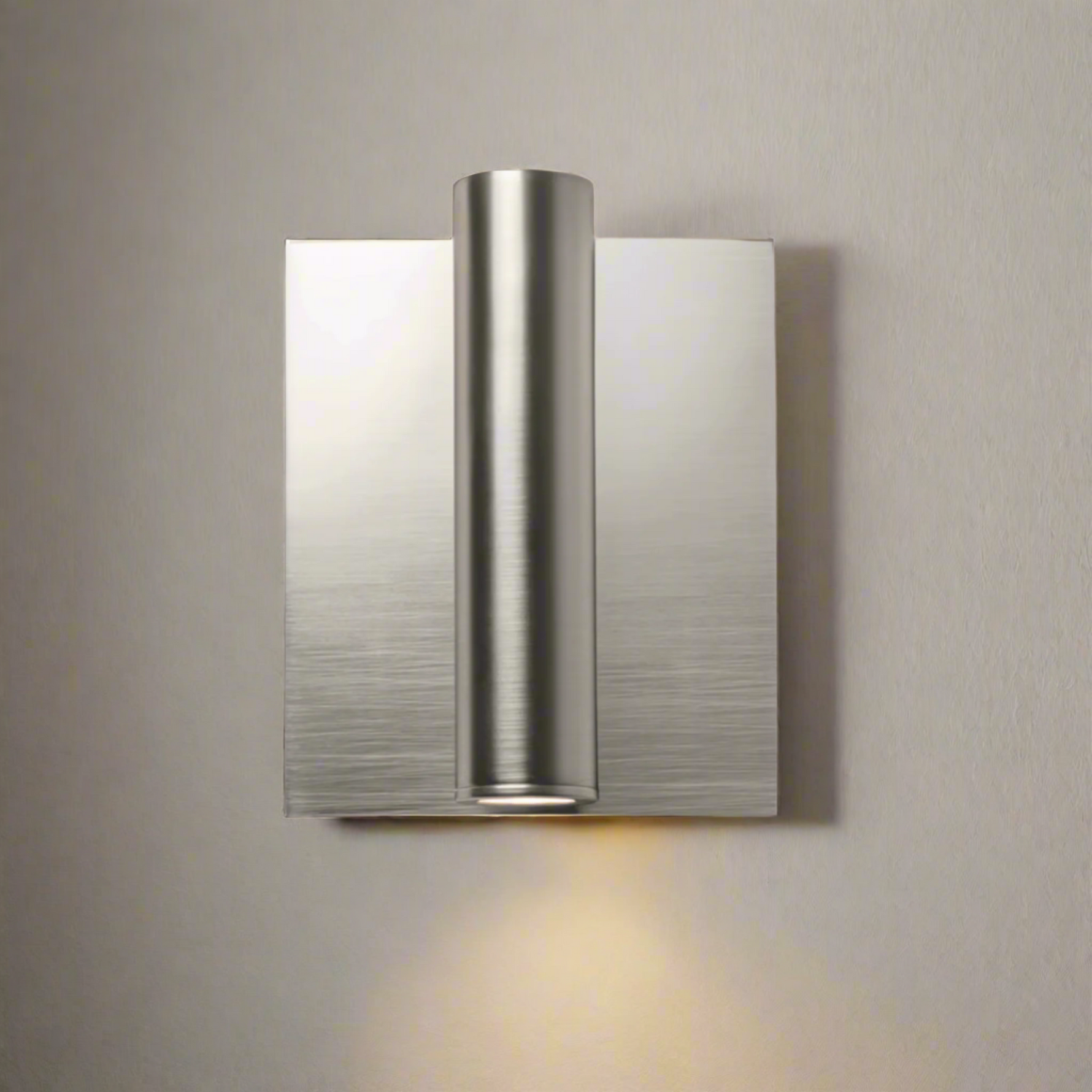 Verstellbare LED-Wandlampe mit Drehschalter – Elegantes Design für Ihr Zuhause