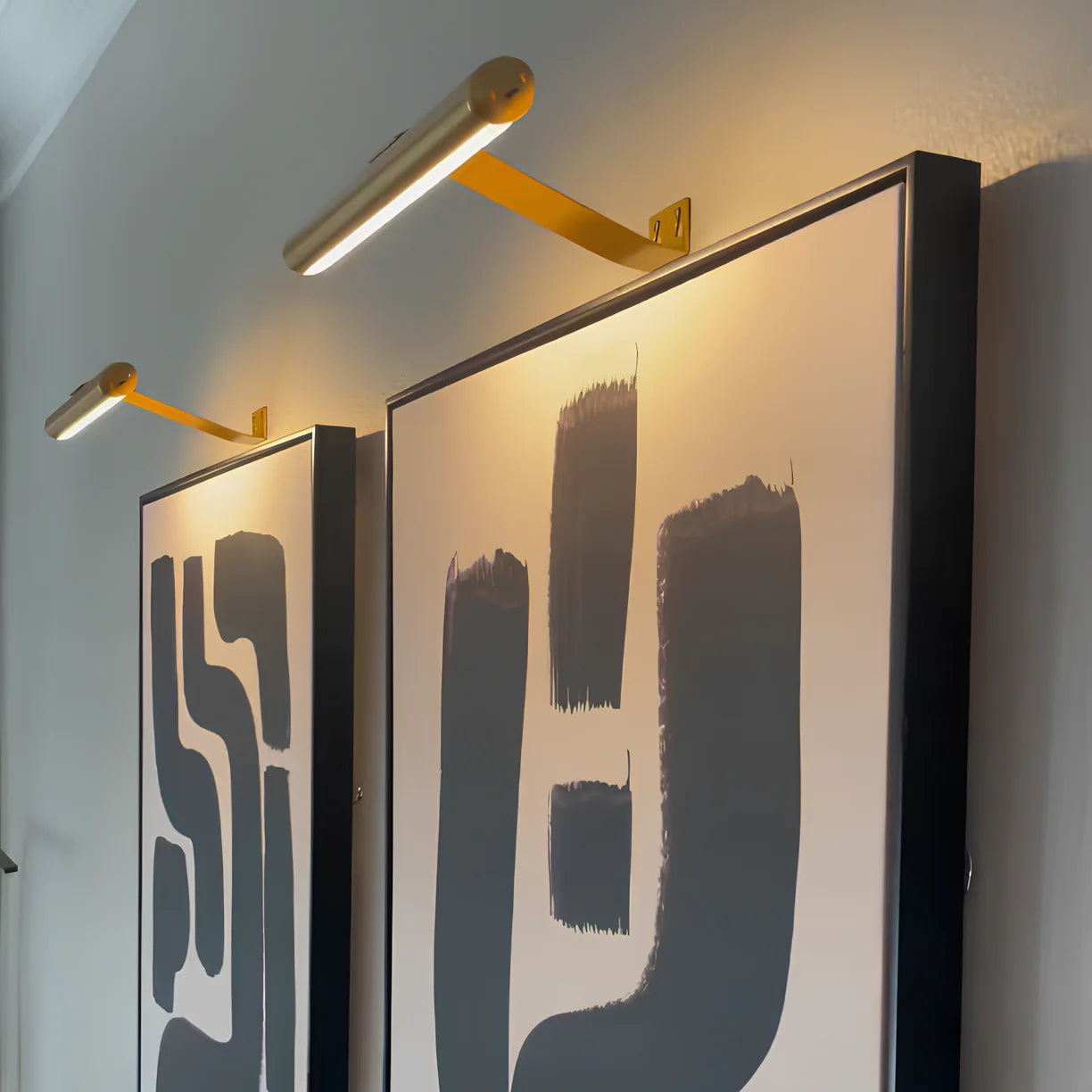 Verstellbare LED-Wandlampe für Kunstwerke mit 360° schwenkbarem Kopf