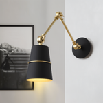 Flexibles Wandleuchten-Design – LED Lampe mit Dreharm für elegante Räume