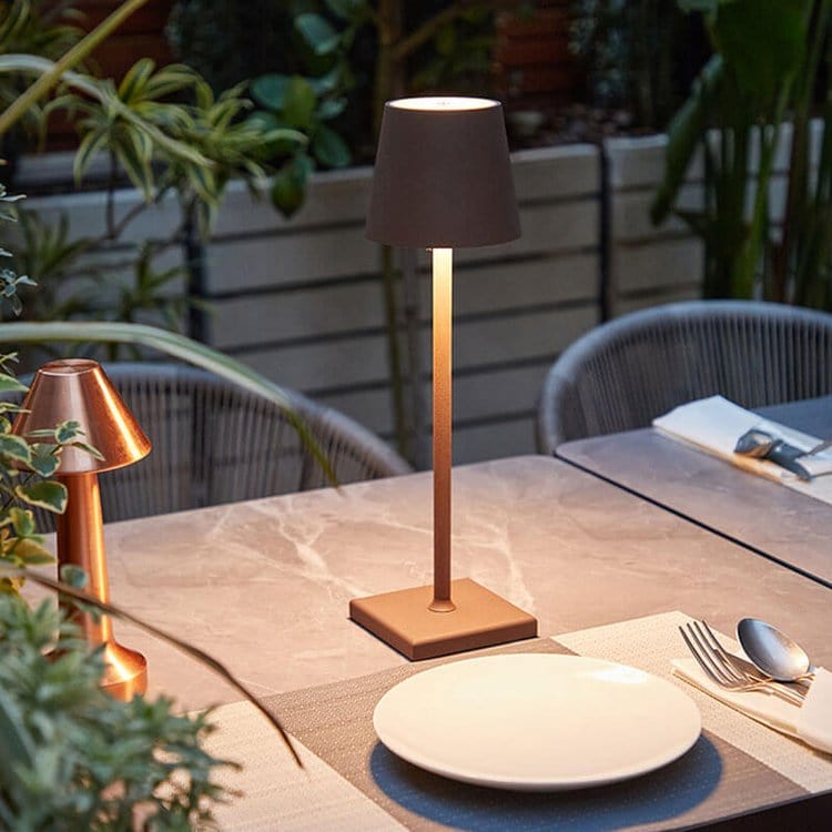 Alexa LED Tischlampe | Minimalistische und Wasserfeste Beleuchtung