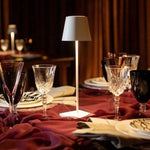 Alexa LED Tischlampe | Minimalistische und Wasserfeste Beleuchtung