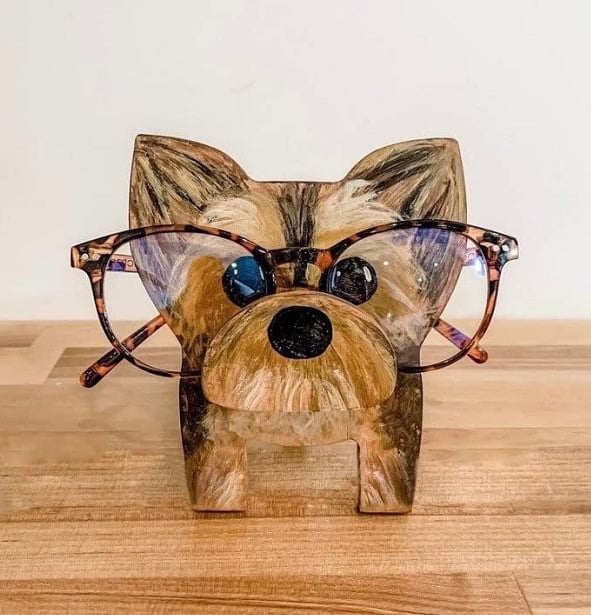 Stilvolle Tierbrillenständer aus Holz für Ihr Zuhause