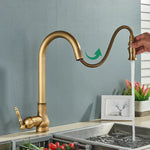 Retro-style Kitchen Faucet | Swivel Spout | Single-Lever Control