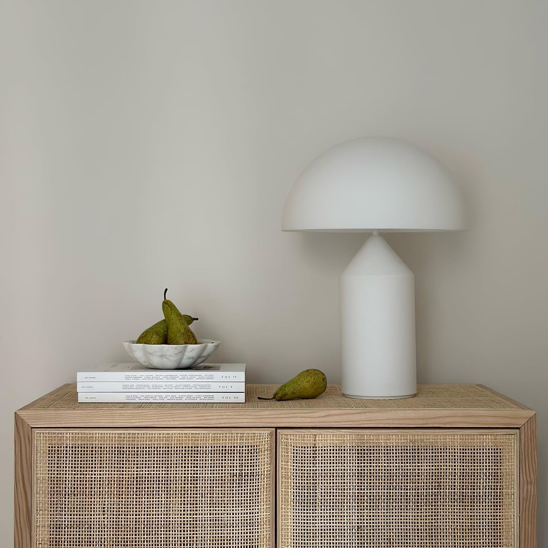 Elegant geometric metal table lamp for any home