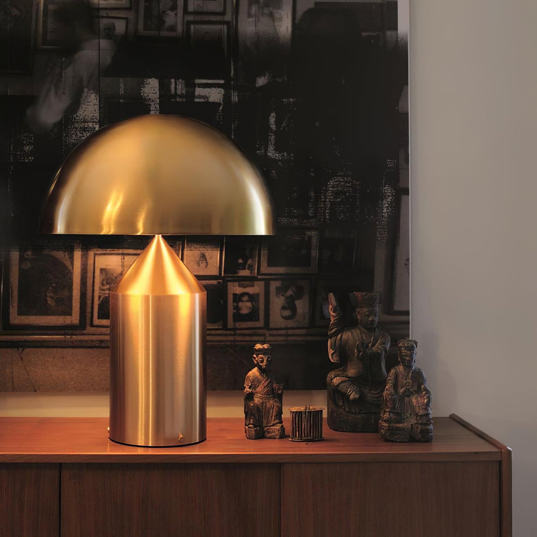 Elegant geometric metal table lamp for any home